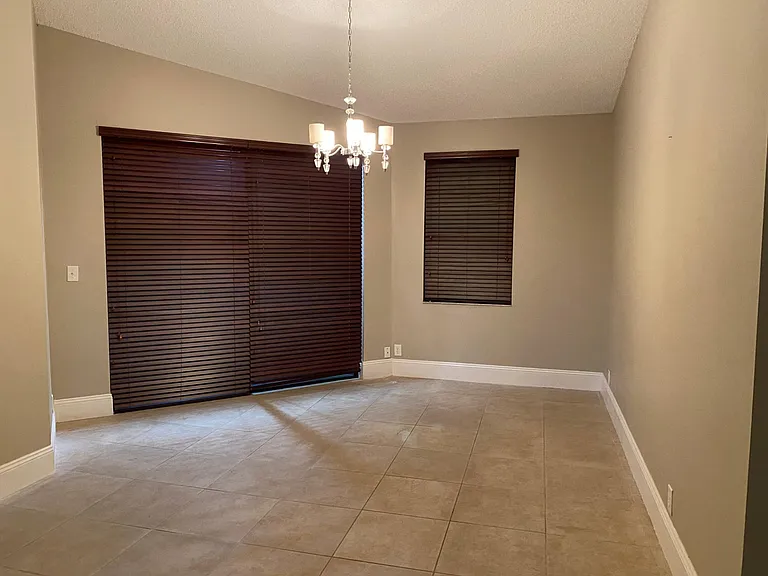 15563 Miami Lakeway N #204 — Photo 9