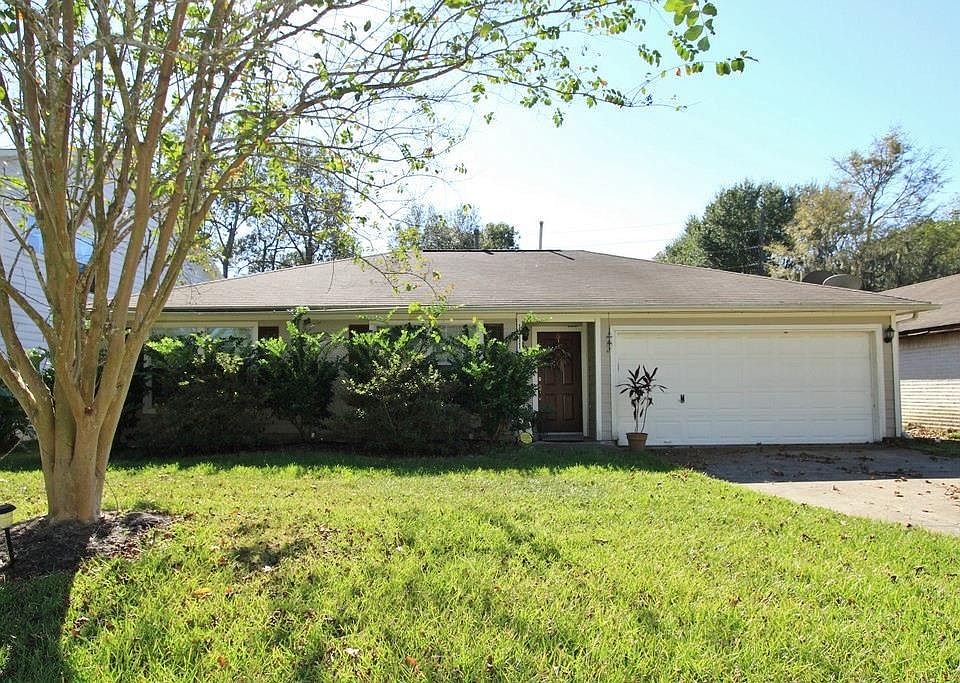 1st image of 1311 N Diamondhead Blvd