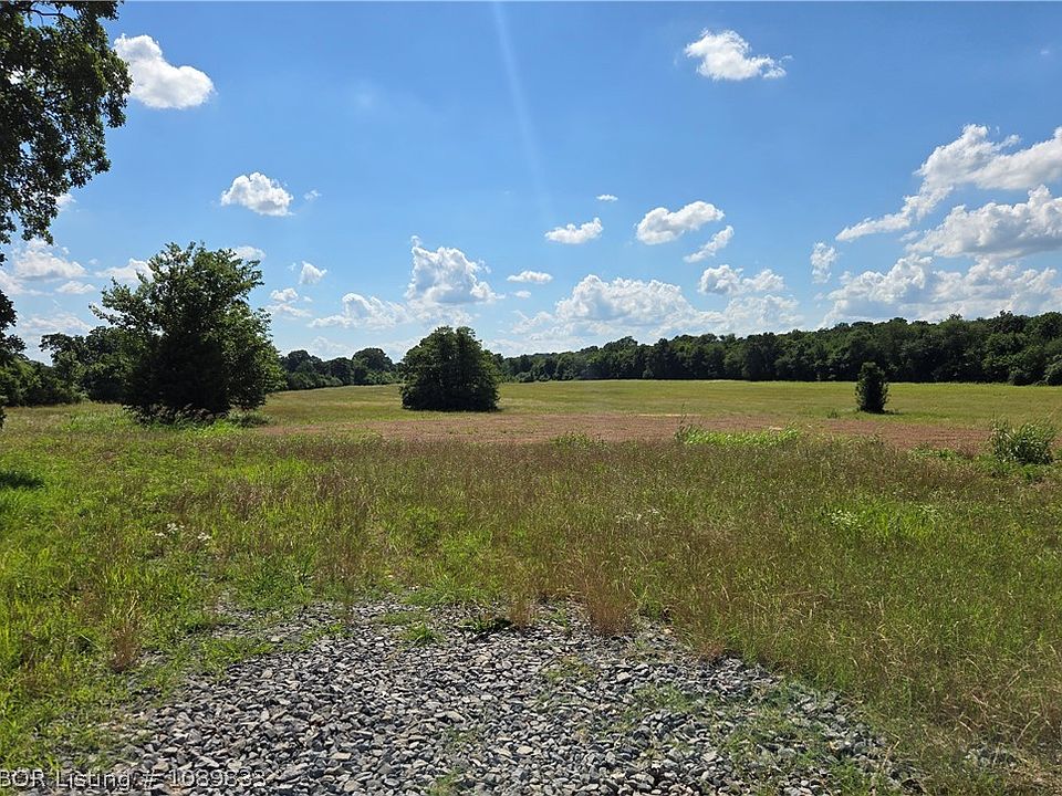 1st image of Paw Paw Rd
