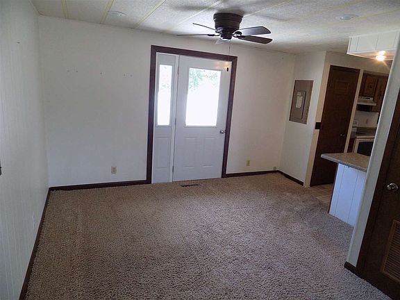 4th image of 1104 E 39th St