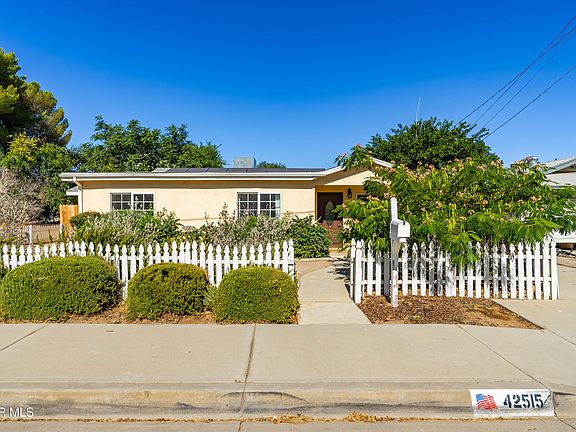 4th image of 42515 52nd St W