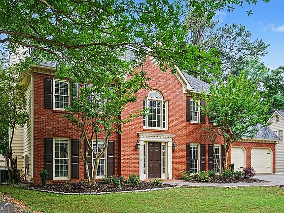 2nd image of 5709 Fairwood Dr NW