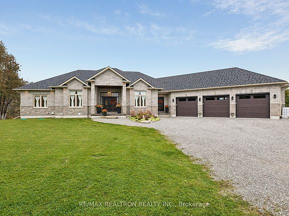 2nd image of 512 Ranch Rd