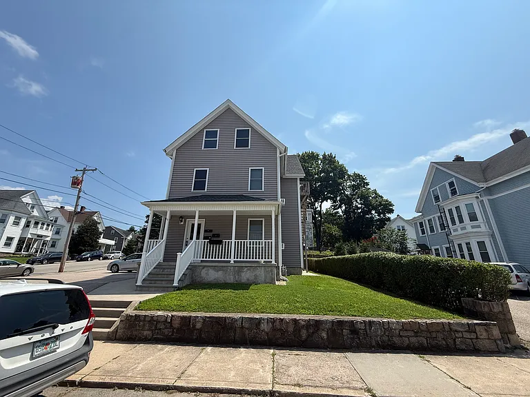 15 Newton Ave #3 — Photo 4