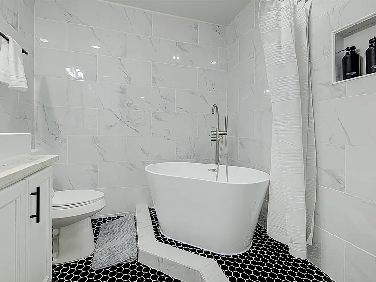 7310 Corta Calle Dr — Photo 22