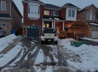 110 Warwick Cres, Newmarket, ON