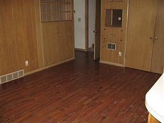 4th image of 5781 Algoma St