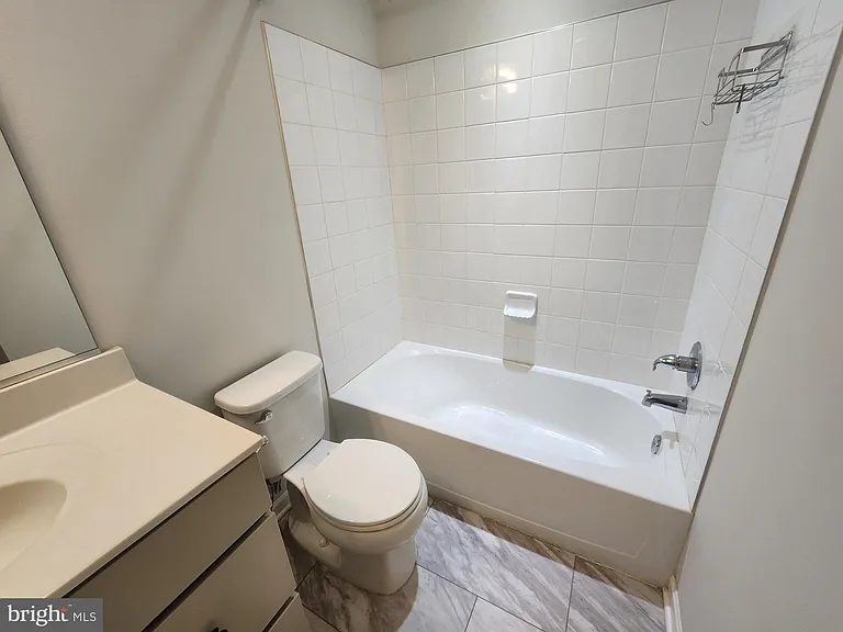 12 Stafford Pl — Photo 22