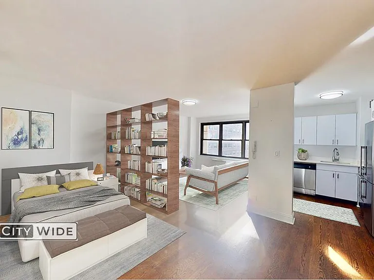 96 5th Ave #8P — Photo 1