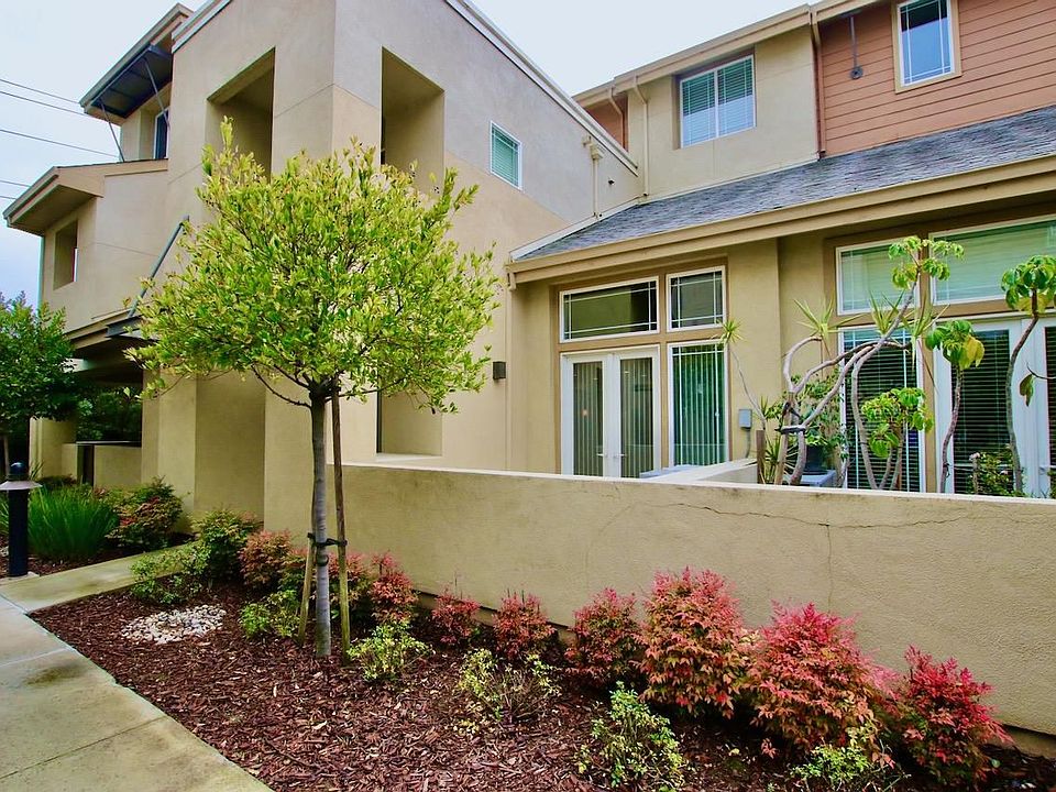 1st image of 3727 Feather Ln