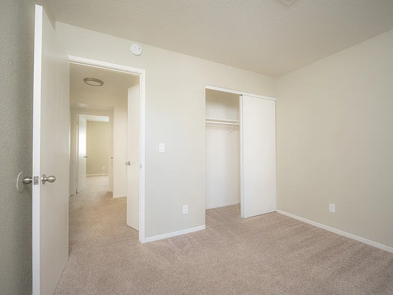 3044 UNIT#1 1bed1
