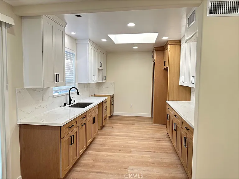 7321 Darby Pl — Photo 1