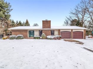 410 Breezewood Cir, Wadsworth, OH 44281