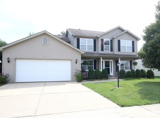 2102 W Miners Dr, Dunlap, IL 61525