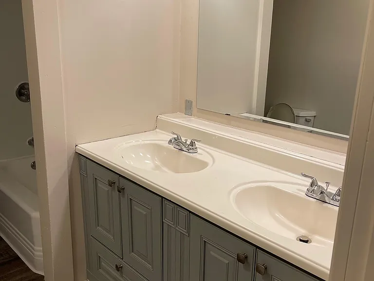 27 Howard Dr — Photo 9