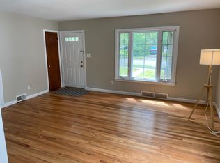 1724 Chandler Rd, Ann Arbor, MI 48105