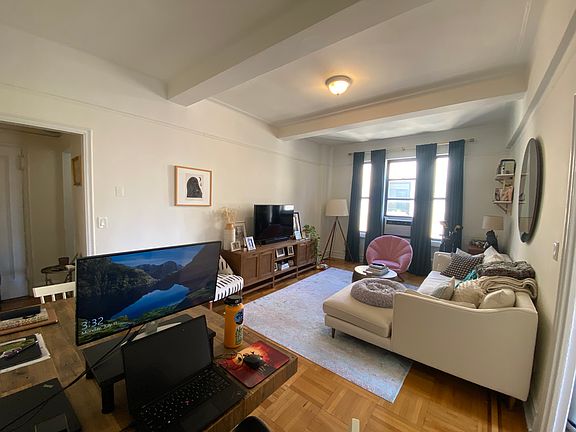 5th image of 200 W 90th St Unit 15Y
