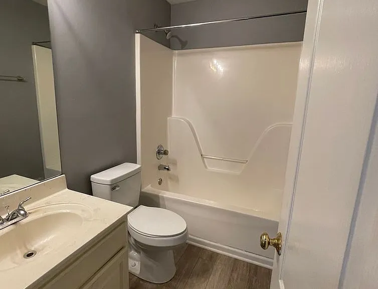 1647 Center Pointe Dr — Photo 14