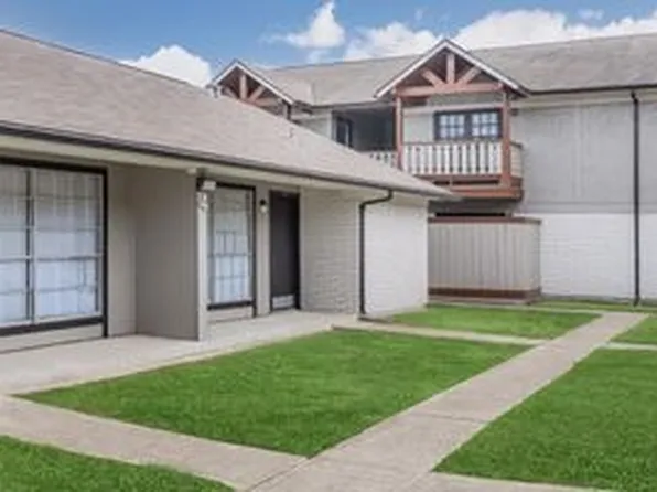 Estrella Park Apartments