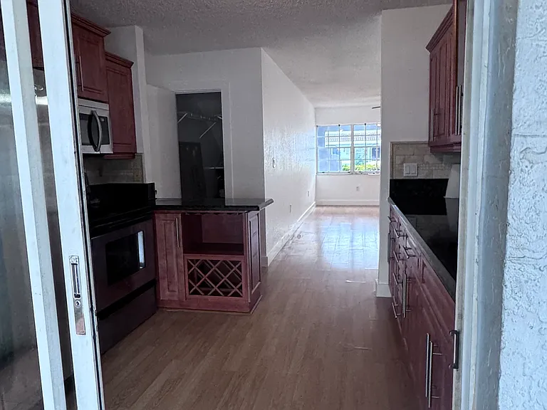 7000 NW 173rd Dr #1805 — Photo 9