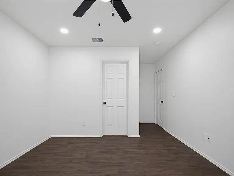 7846 Calgary Dr — Photo 19