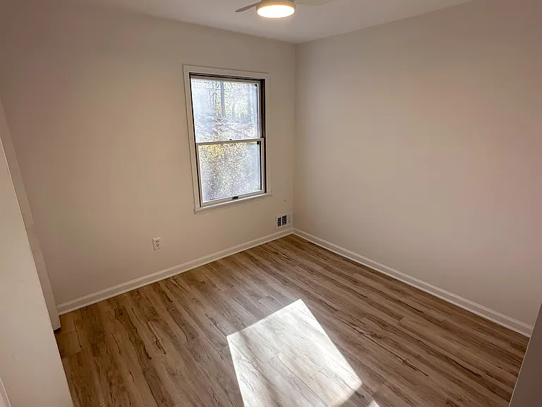 842 Beatrice Pkwy — Photo 10