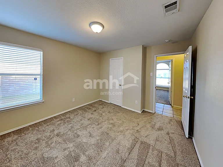 1014 Sage Brush Trl — Photo 17