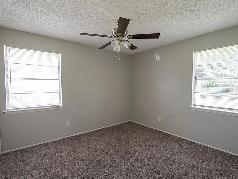 3057 Dogwood Dr — Photo 12
