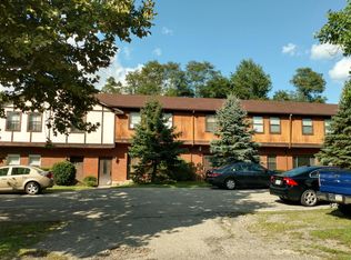 1226 Schweitzer Rd APT 104, McKeesport, PA 15135