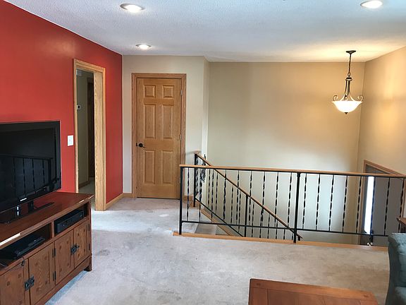 3rd image of 1108 Washington Ave