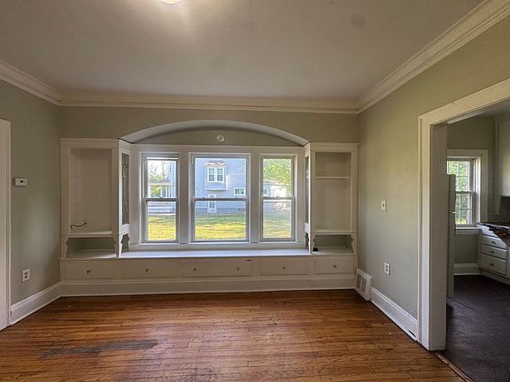 5th image of 3424 E 139th St APT 1