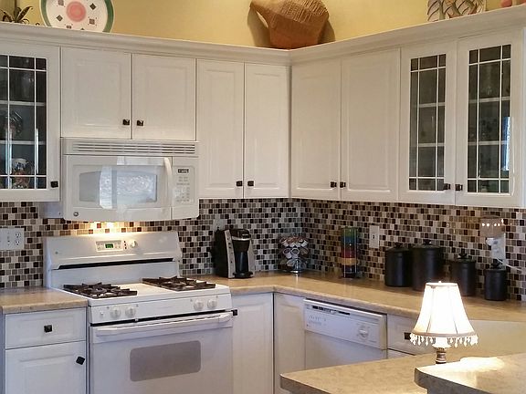 4th image of 216 Fairwood Pl