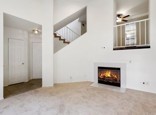 678 Warwick Ave, Thousand Oaks, CA 91360