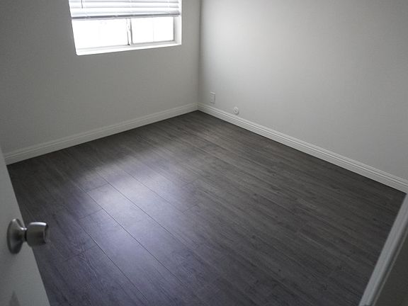 5th image of 642 N Orange Grove Blvd APT 4