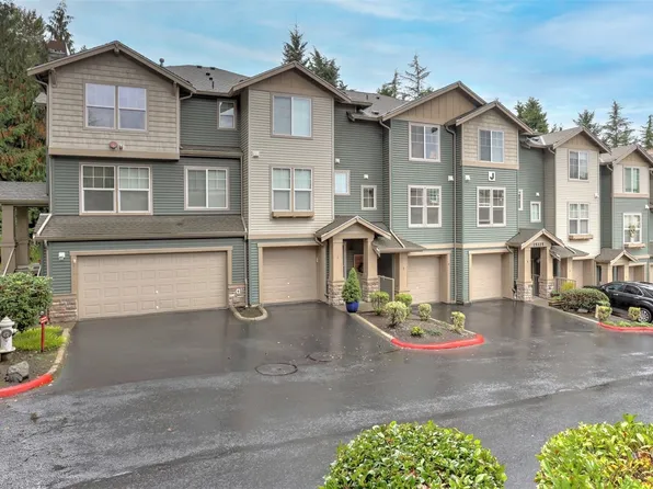 15325 SE 155th Place #J3, Renton, WA 98058