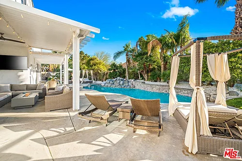 1083 E Circulo San Sorrento Rd Photo 1