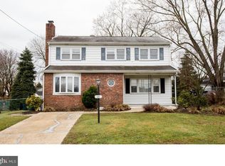 33 Weyburne Rd, Hamilton, NJ 08690