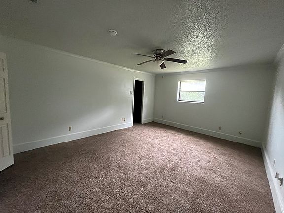 3rd image of 4101 Martha Pl