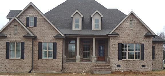2nd image of 152 Wellington Dr