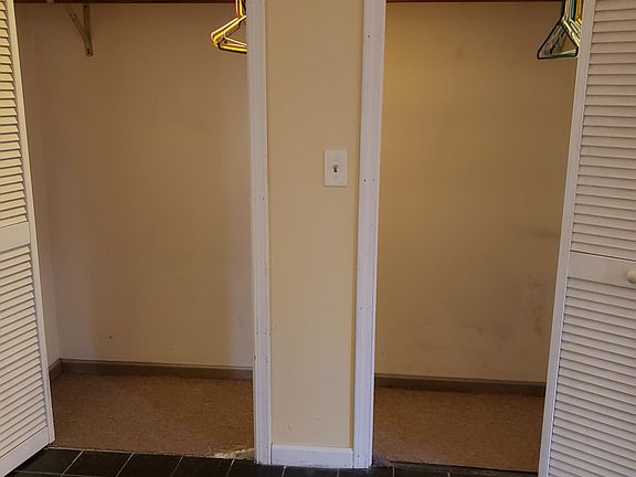 3rd image of 17B Main St #17-B