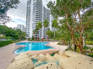 Mystic Pointe, Aventura, FL 33180