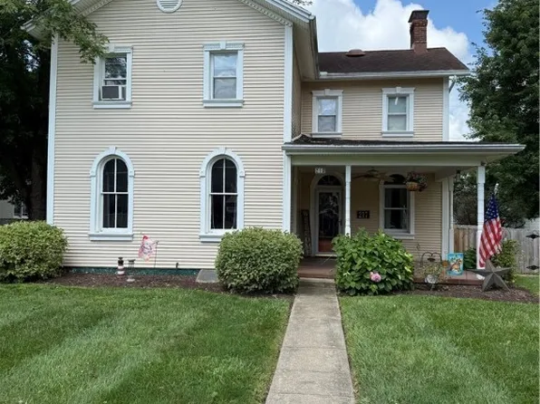 217 S 3rd St, Tipp City, OH 45371