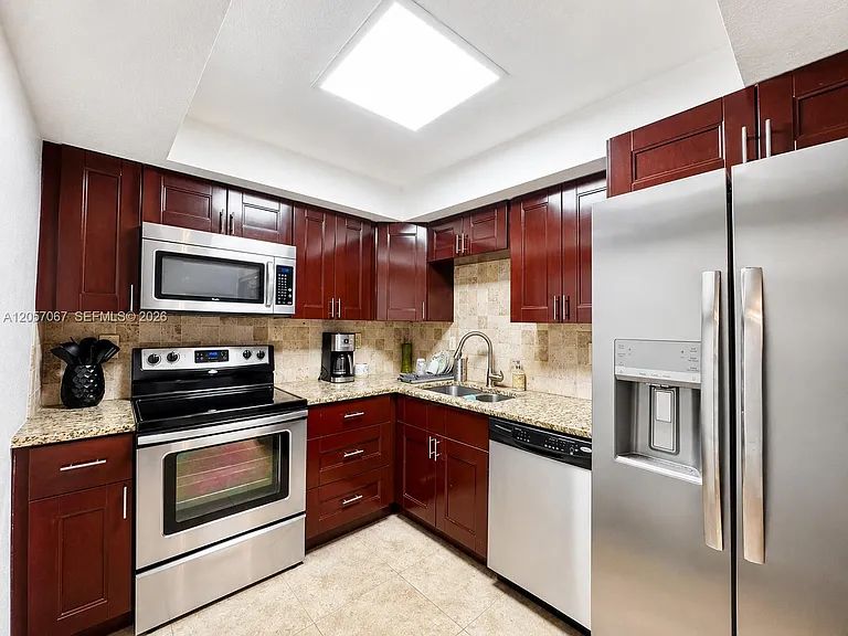 3221 S Ocean Blvd #608 — Photo 10