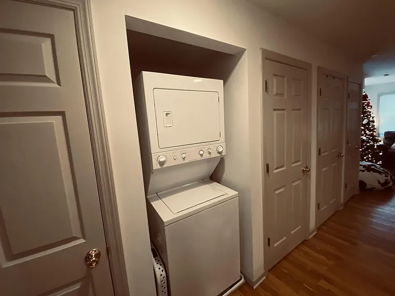 1431 Saratoga Ave #21 — Photo 4