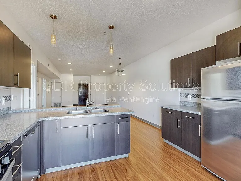 950 4th St NW #310 — Photo 4