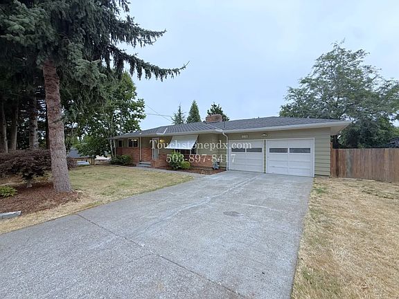 2nd image of 980 NW Wallula Ave