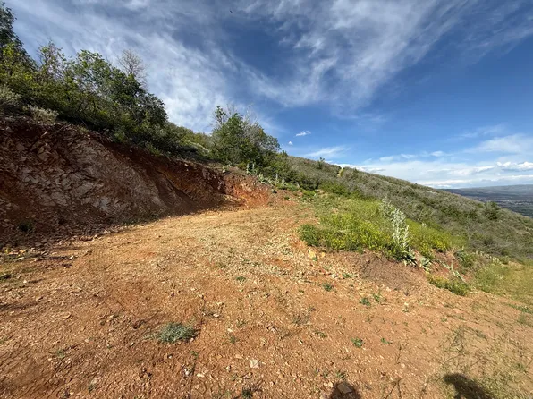 86 Oak Haven Rd, Midway, UT 84049