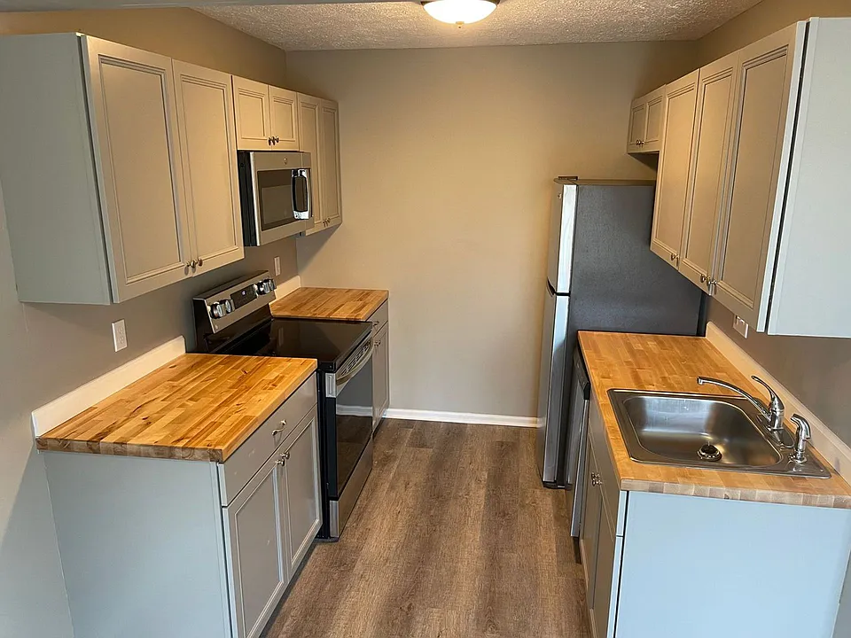 Lincoln Landing Apartments