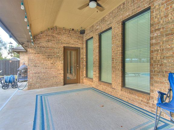 5th image of 3023 Piper Ln