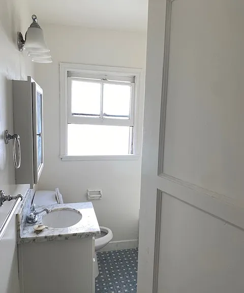 1355 E 3rd St #1355 — Photo 11